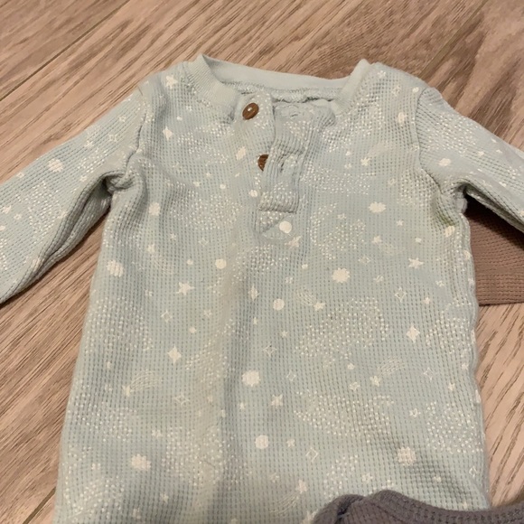 3 x baby thermal onesies 6-9 month - Picture 2 of 5